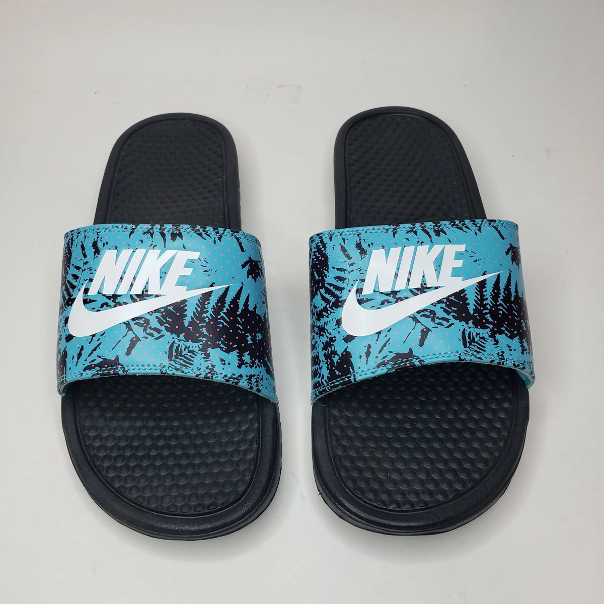 Nike benassi slides shop with fanny pack