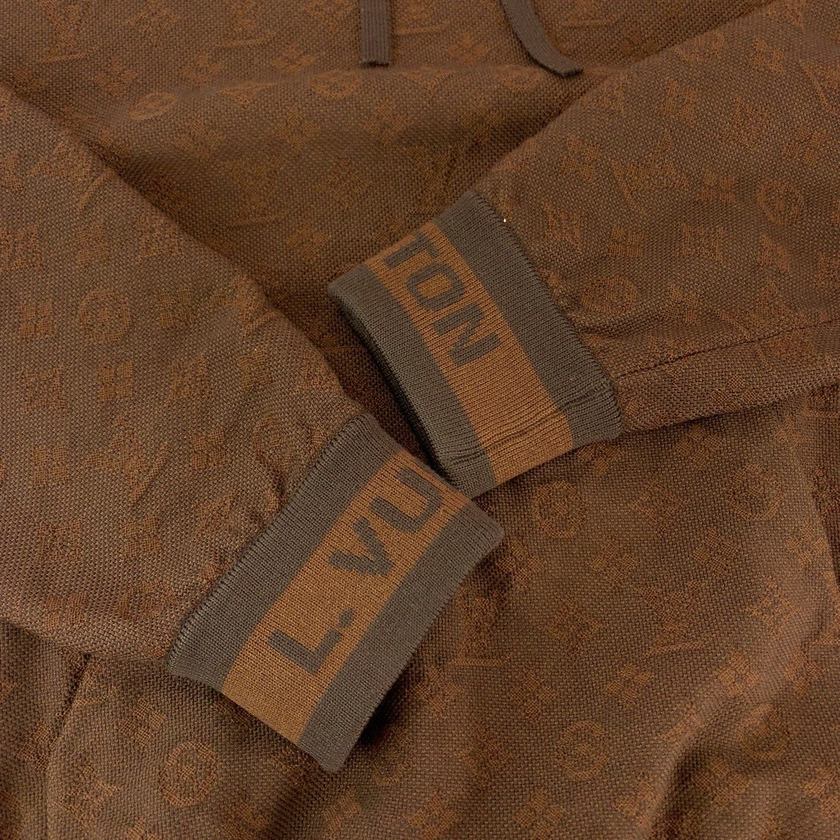 LOUIS VUITTON（LV） Felpa con cappuccio jacquard LOUIS VUITTON Monogram RM212 AU7 HLN81W lana marrone LV