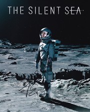DOONA BAE signed autograph 20x25cm Silent Sea in person autograph ACOA