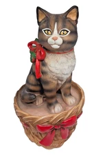 Vintage Schmid Christmas Cat Musical Collectible 1983 In Very Good Condition