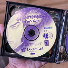 Shenmue (Sega Dreamcast, 2000) CIB Complete Very Clean - No Manual - Tested