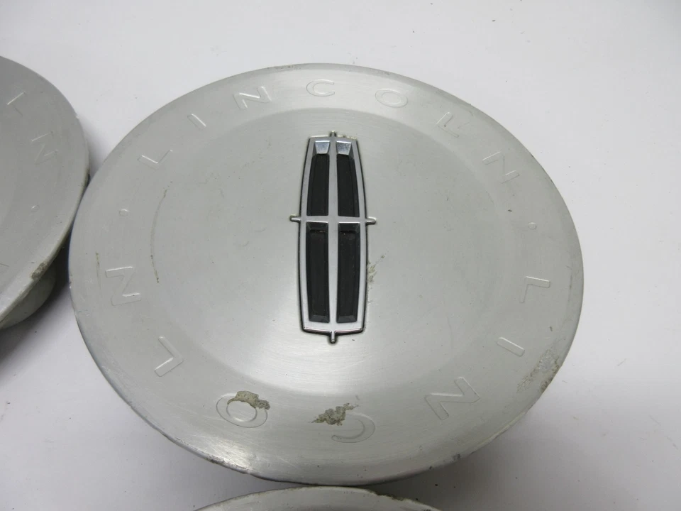 4 CUATRO tapas centrales Lincoln Town Car MKX 2006-2011 6,25" 9W13-1A096-AA MECANIZADAS Foto 3 de 4