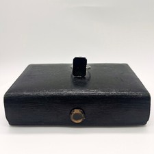 18 Karat White Gold Black Onyx Ring