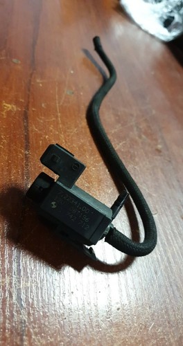 BMW 3ER E90 330D 2009 AGR ABGAS UNTERDRUCK SELENOTVENTIL 1742712