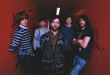 Foals Autogramme signed 20x30 cm Bild