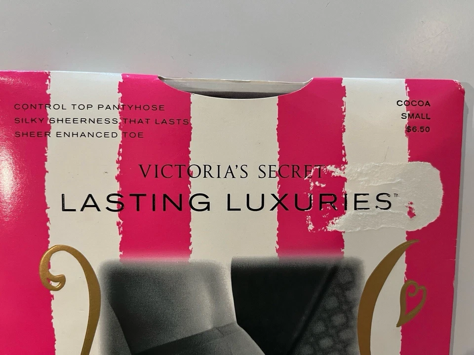 Pantimedias Victoria Secret Lasting Luxuries Control Top Cacao Pequeñas con Puntera Transparente Foto 2 de 4