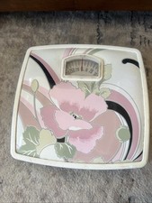 Vintage Floral Bathroom Dial Scale 280 Pounds Made In Hungary