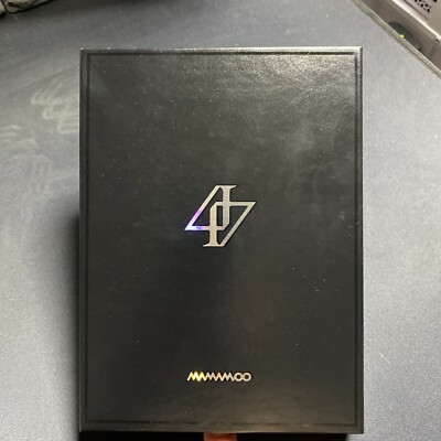 MAMAMOO : Reality in Black (incl. 80pg Booklet, all cards, and CD) LAST ONE LEFT