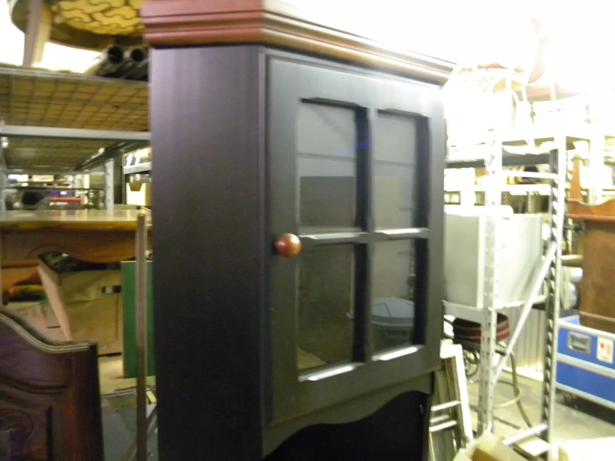 Corner 2024 high cabinet