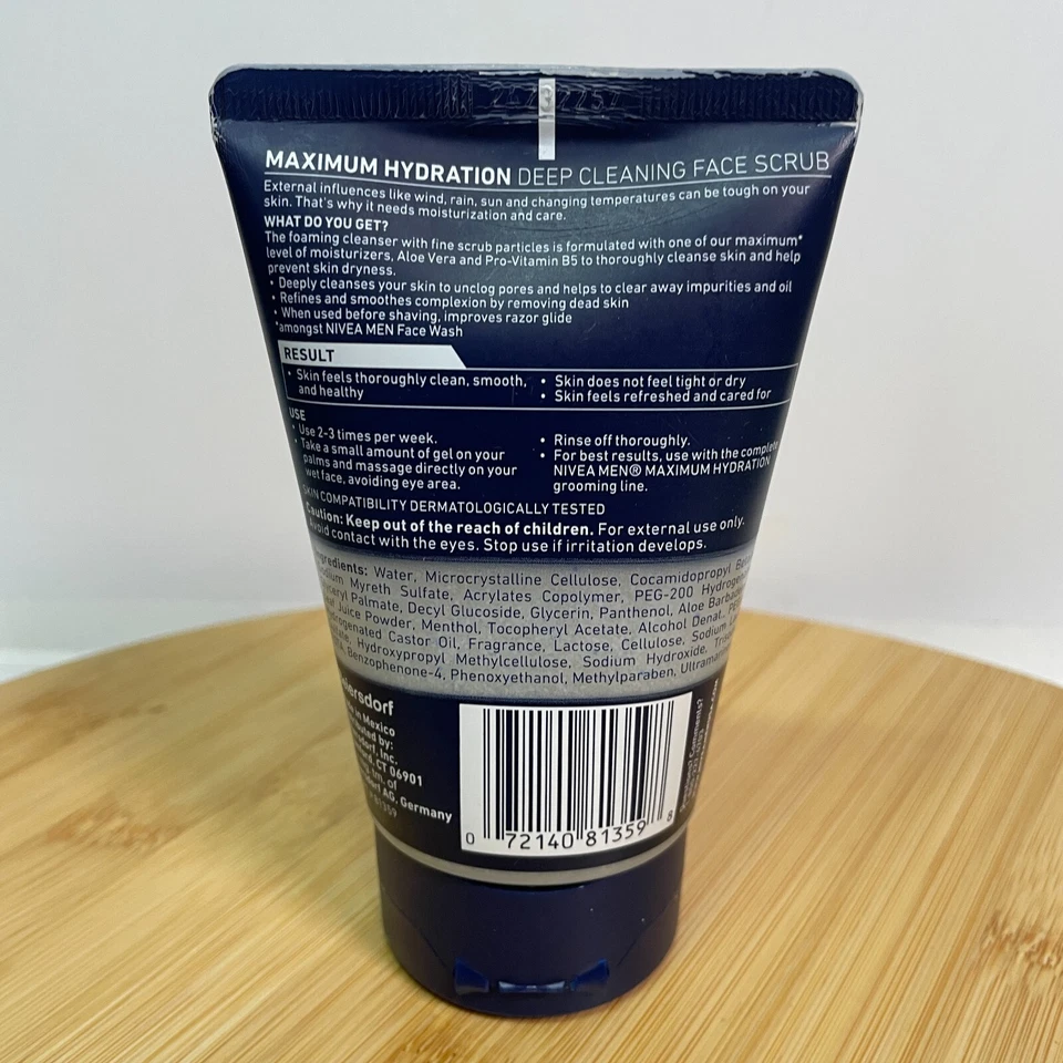 NIVEA MEN Maximum Hydration Deep Cleaning Face Scrub 4.4 oz Aloe Vera Exfoliate - Image 3 of 4