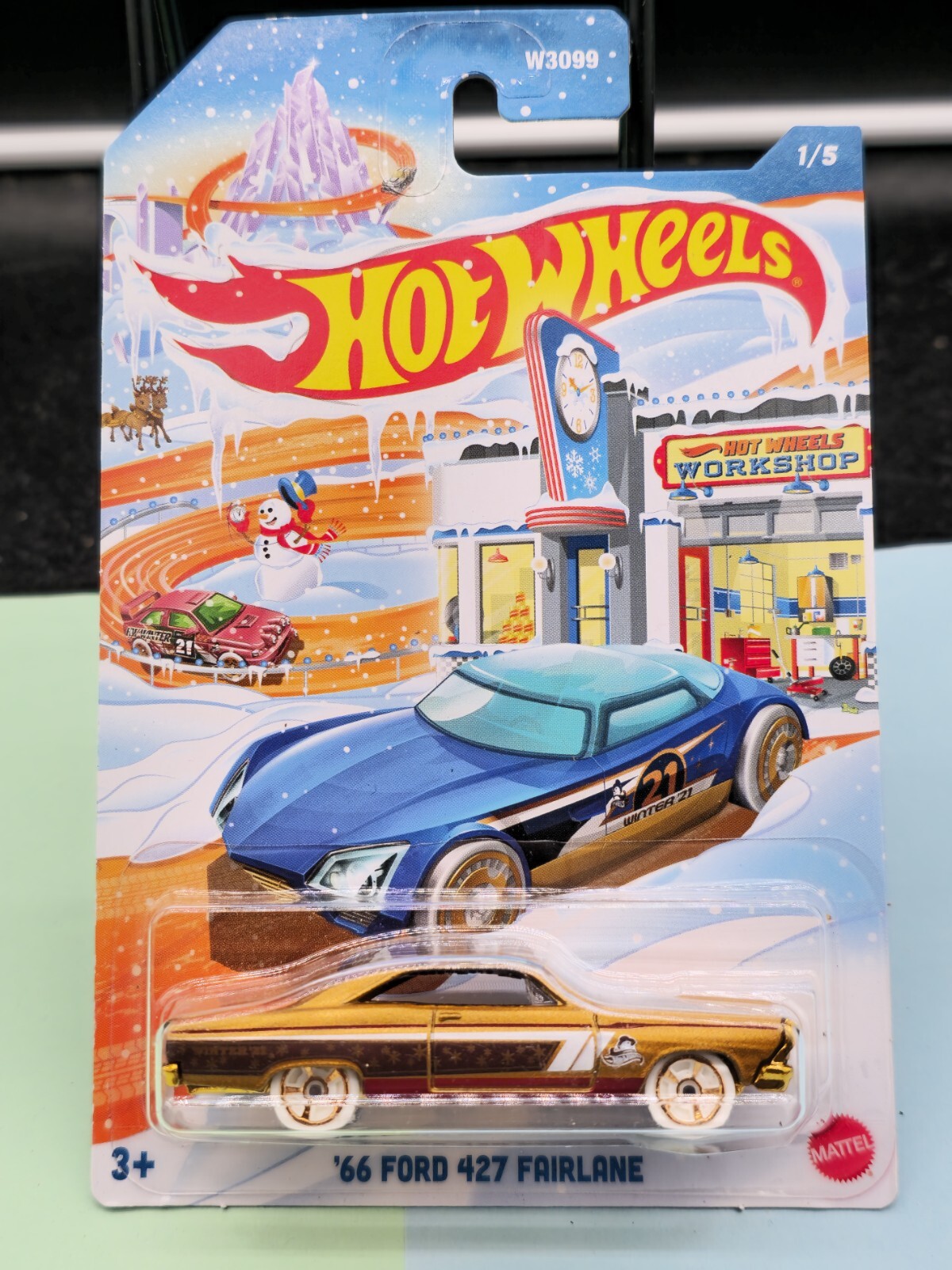 Hot Wheels Holiday Hot Rod 2021 W3099 1/5 - ‘66 Ford 427 Fairlane