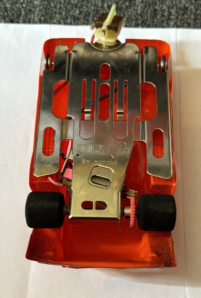 Parma Flexi 2 Slot Car Hand Built Orange Hot 1/24 1/32 Race Motor Body Chassis - Image 4 of 4