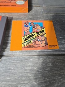 Donkey Kong Classics Nintendo NES COMPLETE W/ Box Manual Sleeve Foam Cartridge