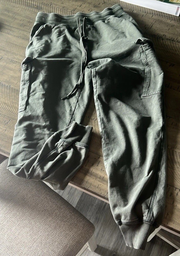 Aerie Green Relaxed Fit Joggers Track Pants