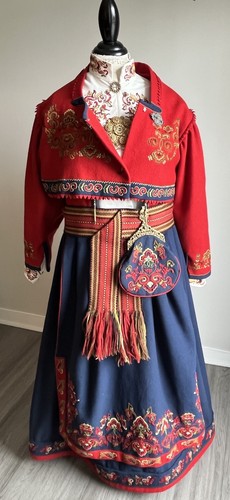 Stunning EAST TELEMARK Embroidered Blue BUNAD and Traditional Accessories M/L