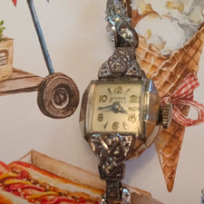 Benrus Vintage Women’s Manual Wind 21 Jewel Watch 10kt White Gold Filled Case