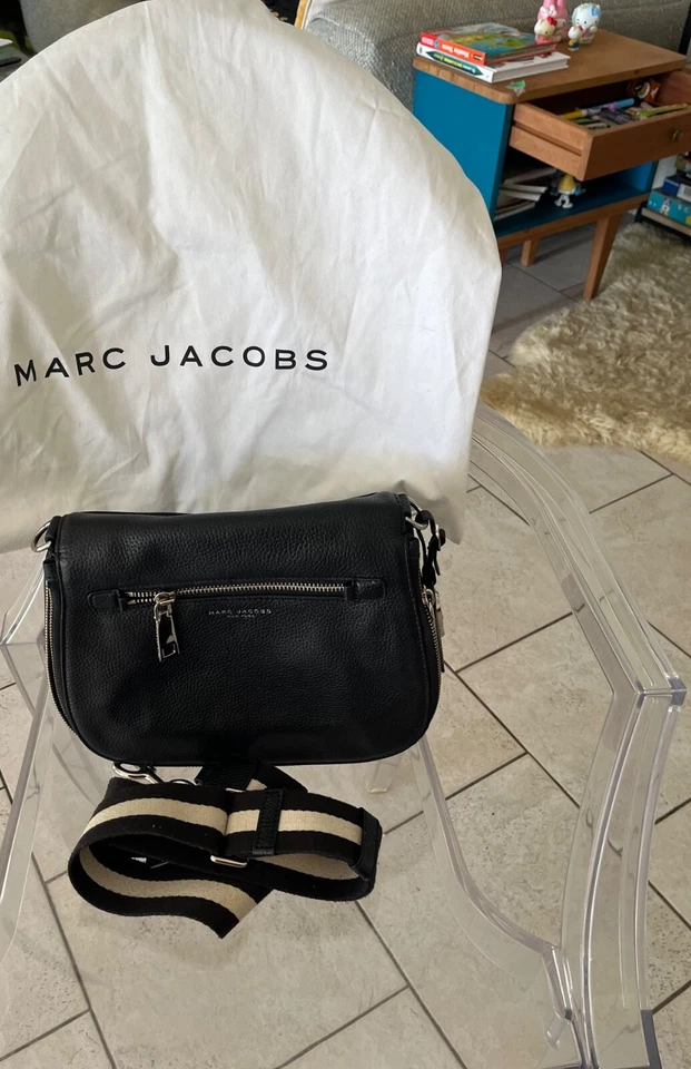 Sac SADDLE bag cuir grainé noir Marc Jacobs très bon état bandoulière tissu - Photo 3/4