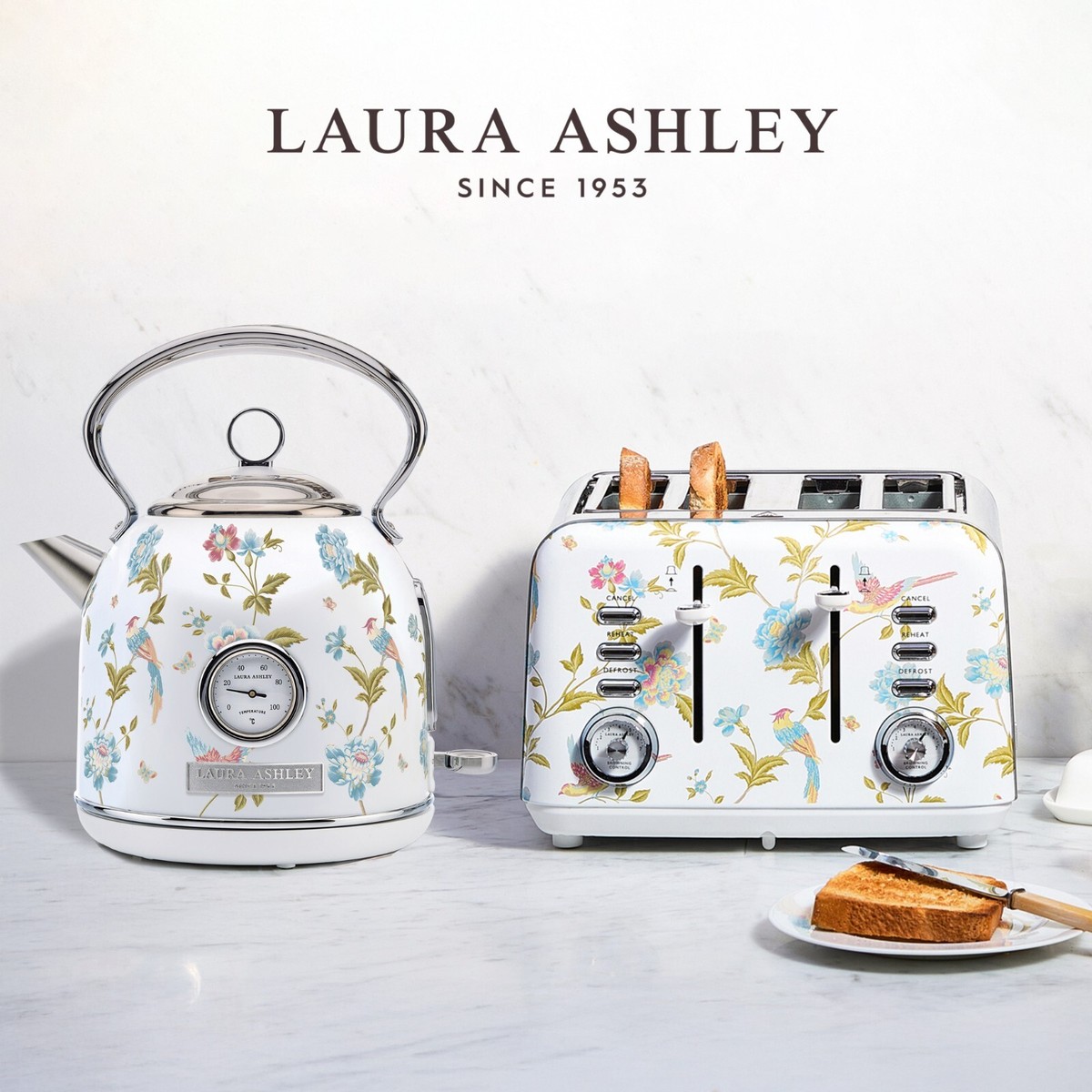 Laura Ashley Elveden White Kettle and 4-Slice Toaster Set