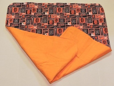 BABY BLANKET - ADULT LAP THROW, MLB DETROIT TIGERS THEME, 34'' X 34''