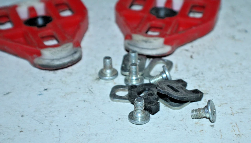 Pedales de bicicleta Look sin clip con tacos gris Bikepacking carreras carretera ¡Envío a EE. UU.! Foto 3 de 4