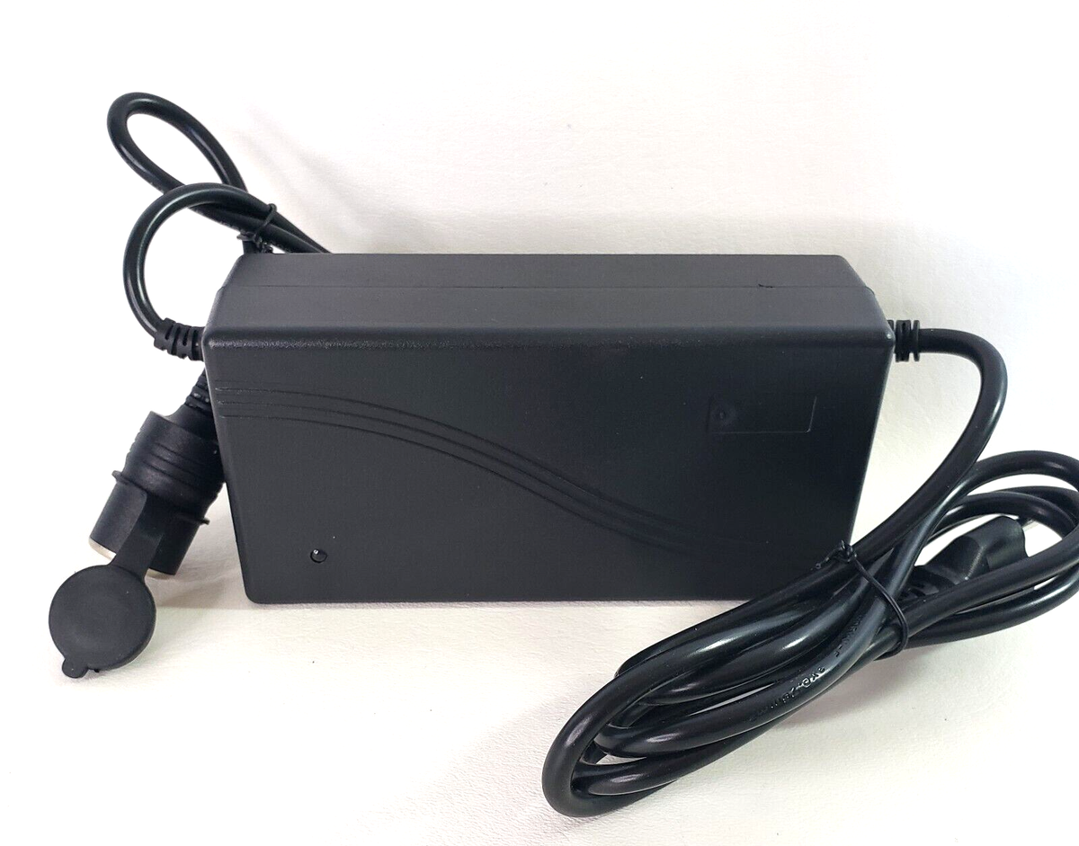 12V Car Power Adapter Converter AC to DC 100-240V Plug Cigarette Lighter  Socket