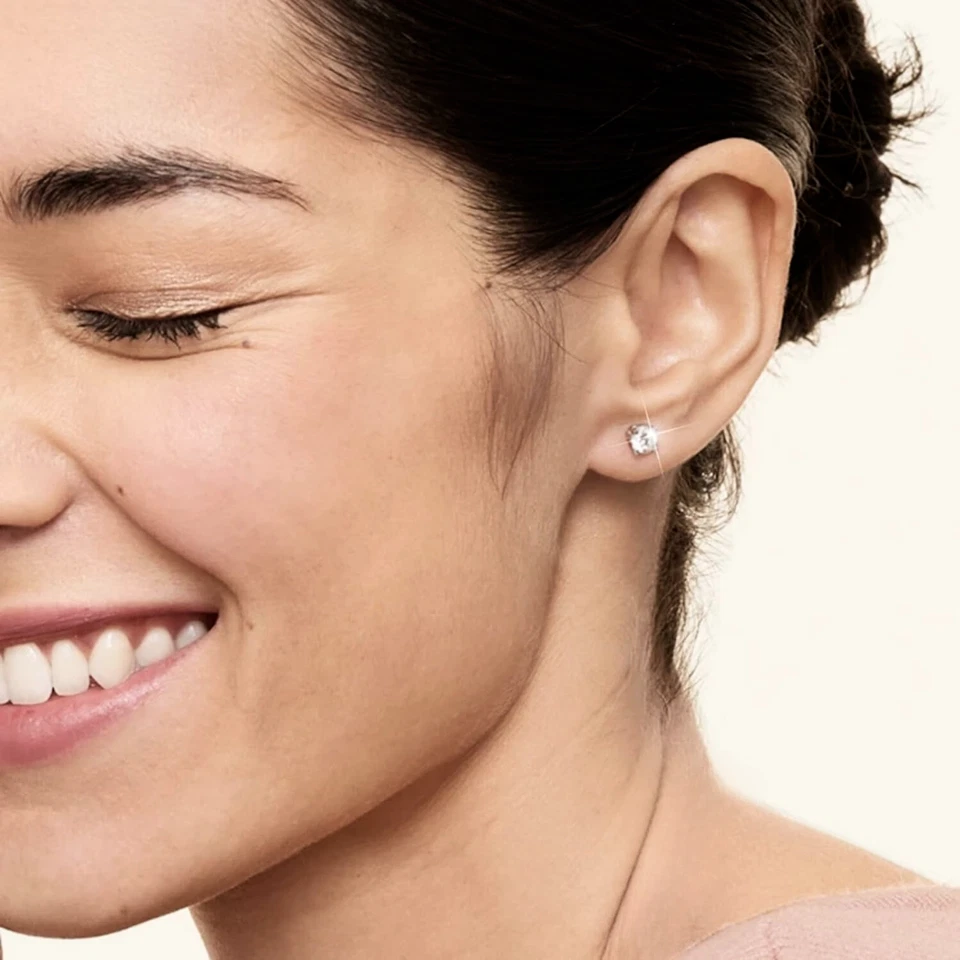 Aretes de diamantes con certificación IGI cultivados en laboratorio de 3,20 quilates F VS2 oro blanco de 14 k Foto 2 de 4