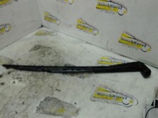 Wischerarm hinten Peugeot 106 II   P16938635