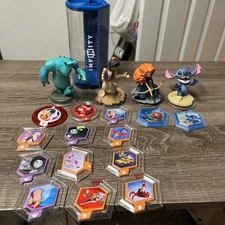 Lot of 18 Disney Infinity Character Figures & Power Discs Lot And disc tower