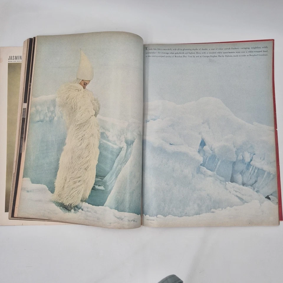 VTG 1964 Vogue Audrey Hepburn Cover +10 Penn pgs Wearing Givenchy My Fair Lady Foto 4 de 4