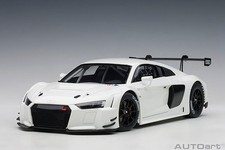 Autoart 1:18 Audi R8 LMS 24 hours 2017 Resin Diecast Model Car Gifts Collection