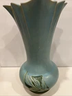 ROSEVILLE POTTERY SILHOUETTE FLOWER VASE