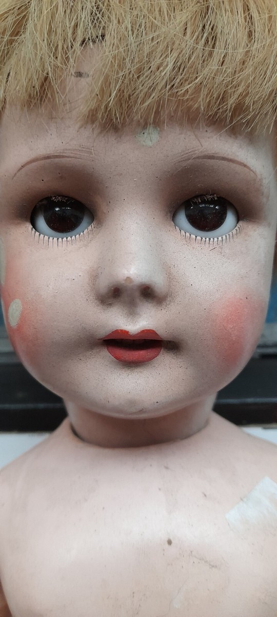 Poupée yeux endormis 1950 - Canada