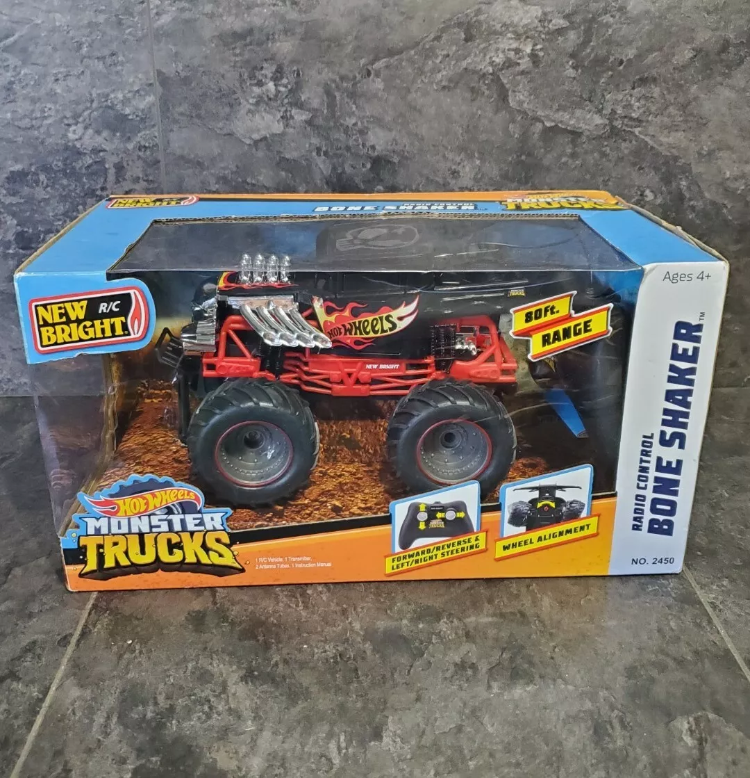 Hot Wheels Bone Shaker Monster Truck 1:24 Black NEW DAMAGED PACKAGING