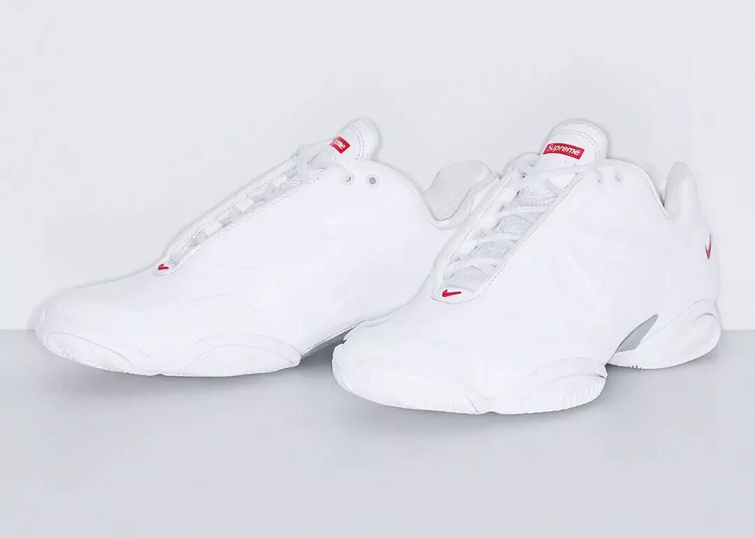 Supreme × Nike Air Zoom Courtposite 