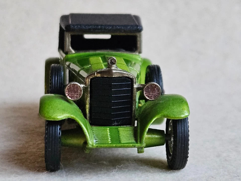 Matchbox "models of yesteryear N°Y-16 Mercedes Benz SS 1928" scala 1:45 1972 - Immagine 3 di 4