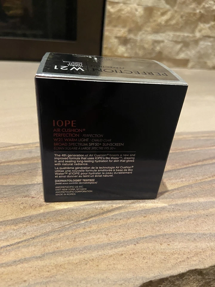 IOPE AIR CUSHION Perfection W21 Warm Light SP50+ Sunscreen NEW In Box - Image 3 of 4