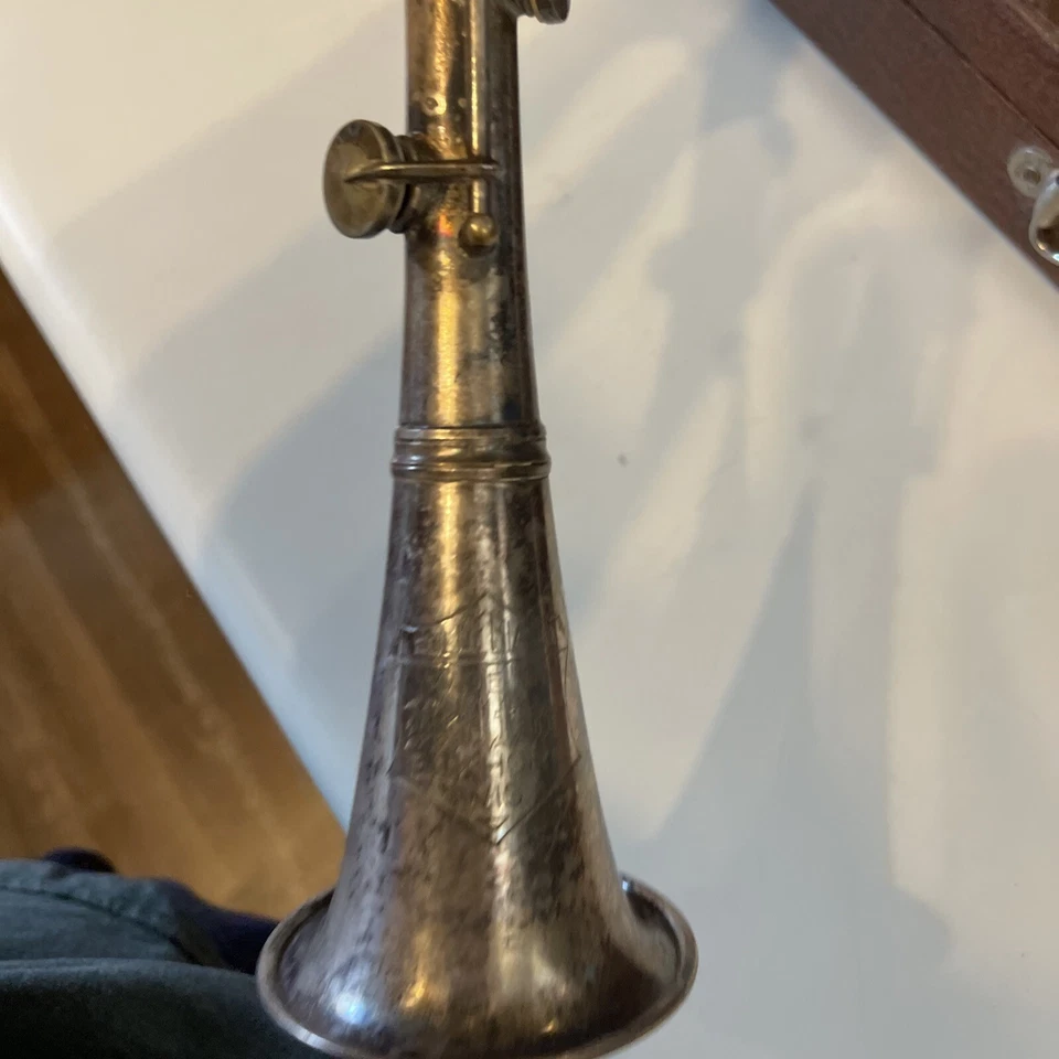 Clarinete de metal vintage Holton Collegiate de una pieza cuerno de alce con Wi. Años 40 para restaurar Foto 4 de 4