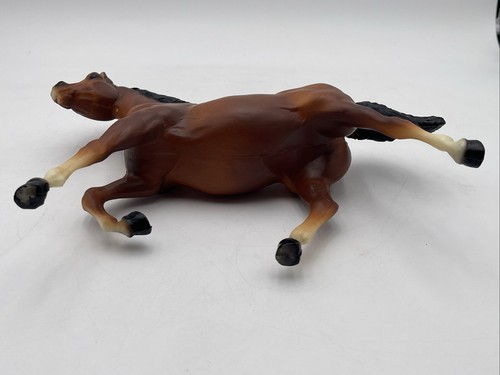 Breyer "Sugar" Chestnut Bay Intro '69 traditional model horse, Running Mare #124 - Picture 9 of 10