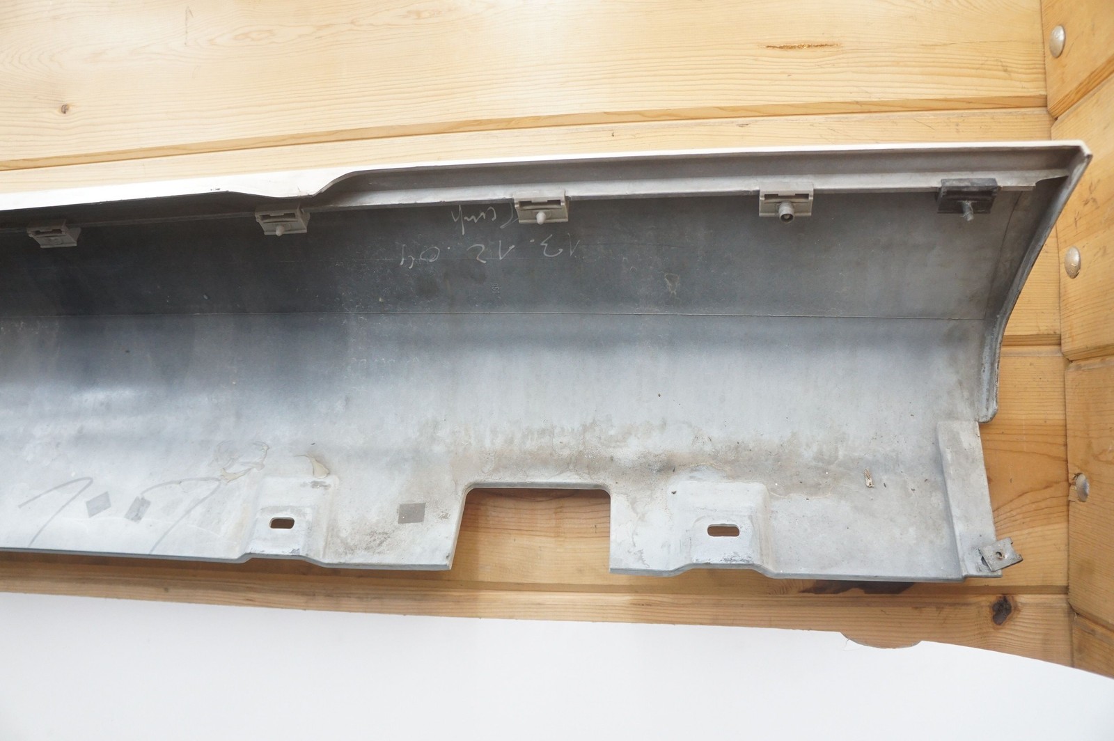 Left Rocker Panel Side Skirt Trim Molding 51717040031 Rolls Royce Phantom Vii 06
