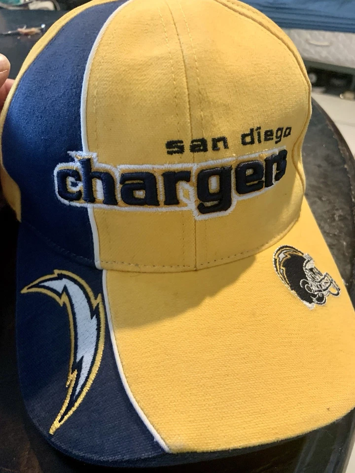 Pro Line  Rare Authentic Vintage San Diego Chargers Hat Cap - Image 2 of 4