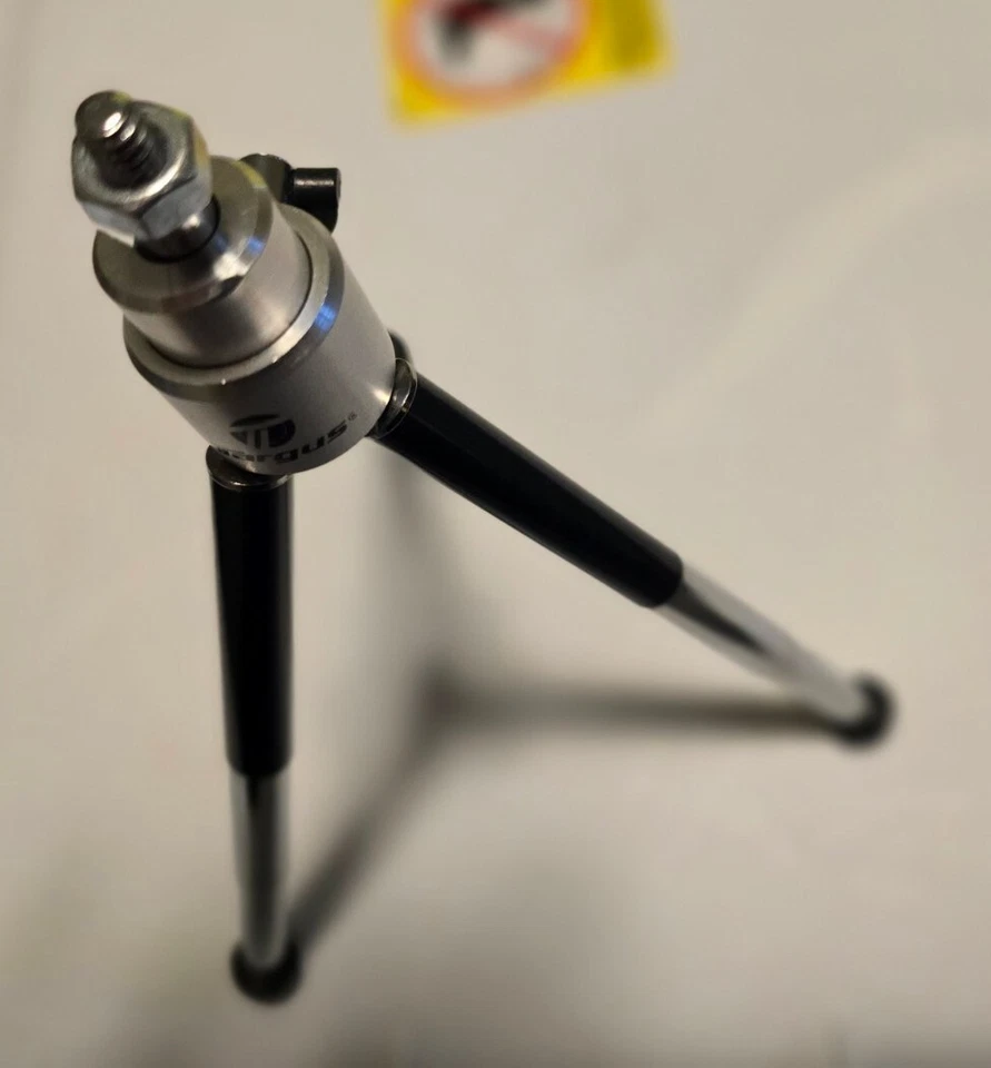 Targus Mini Tabletop Tripod Ball Head 4.75 - 7in And Strap - Image 2 of 4