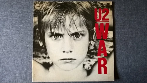 U2 - WAR (1st press) .               LP.