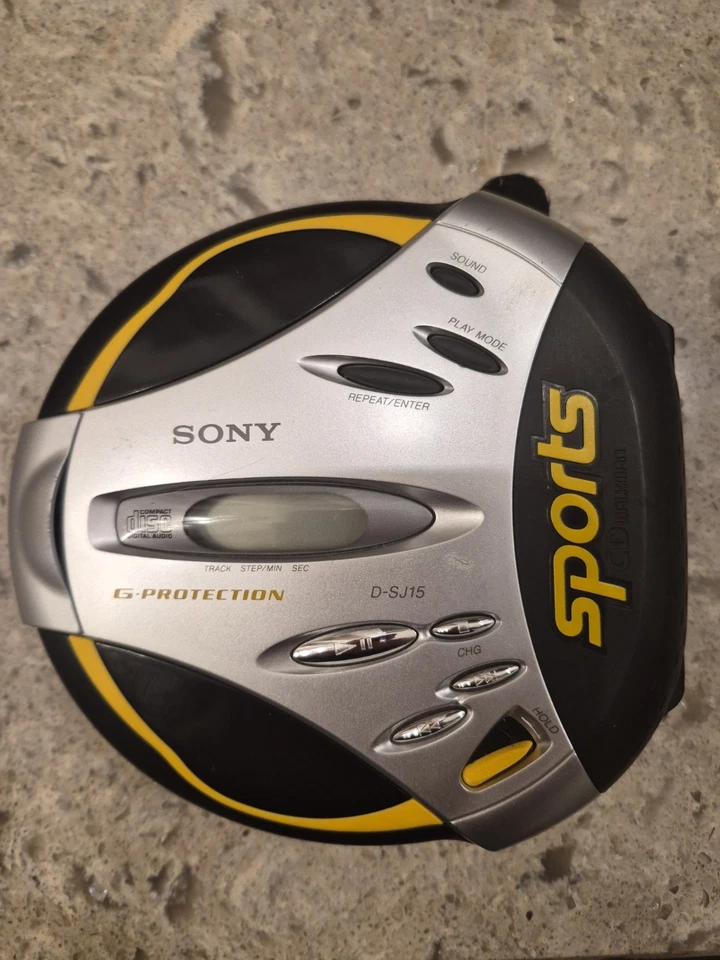 Sony Sports D-SJ15 con banda de mano CD portátil protección G negro probado funcionando Foto 2 de 4