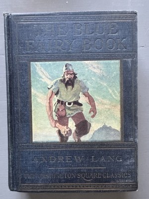 THE BLUE FAIRY BOOK Andrew Lang Washington Square Classics Manning DeV