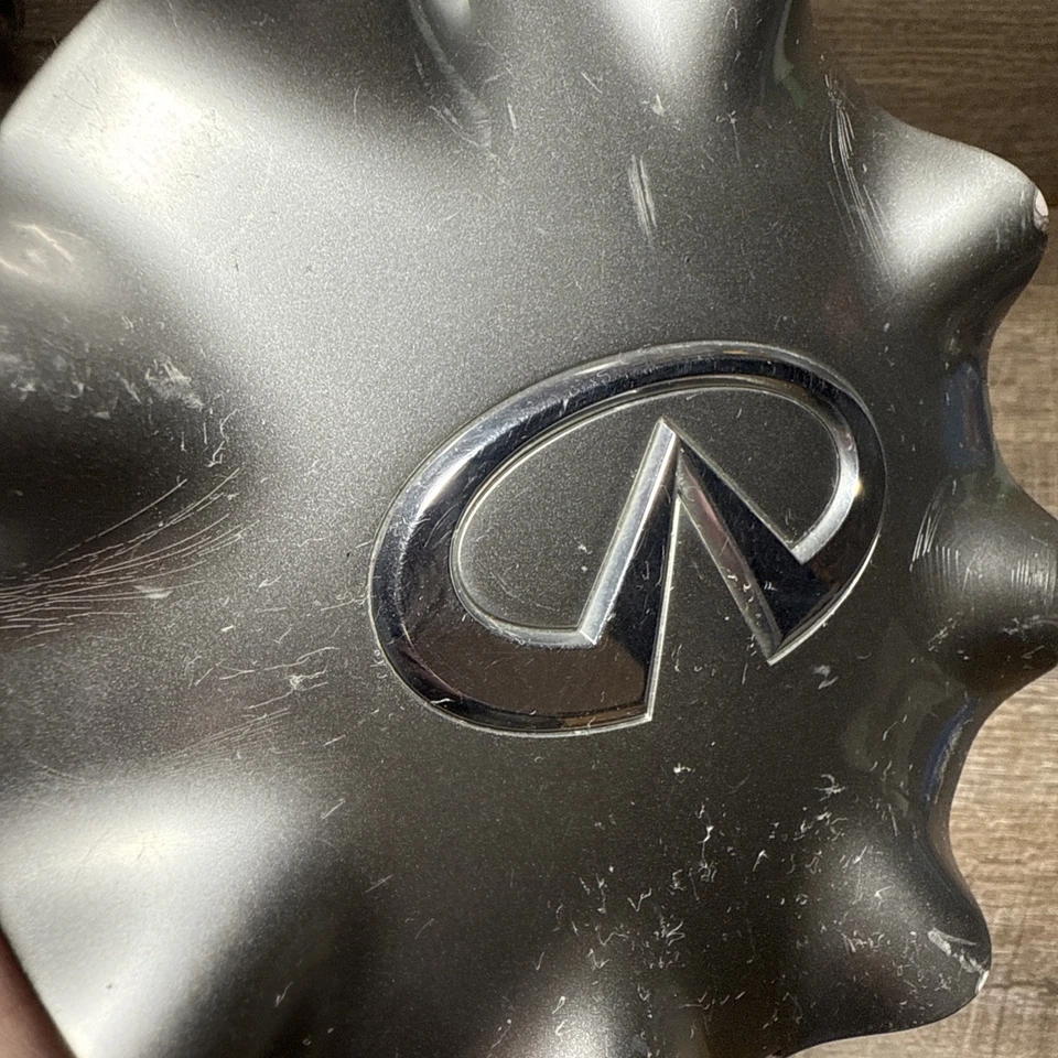 Tapa central Infiniti EX35 2013 EX37 14-16 QX50 OEM 40315 1BB2A Foto 2 de 4