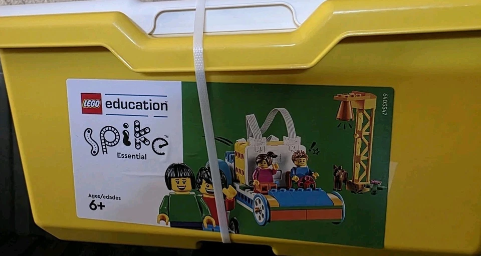NEW LEGO Education SPIKE Essential Set 45345 Toy Building Kit 449 pcs - Image 3 of 4
