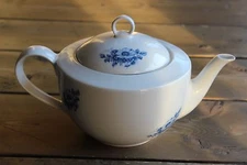 Winterling Roslau Delft Brauw Tea Pot