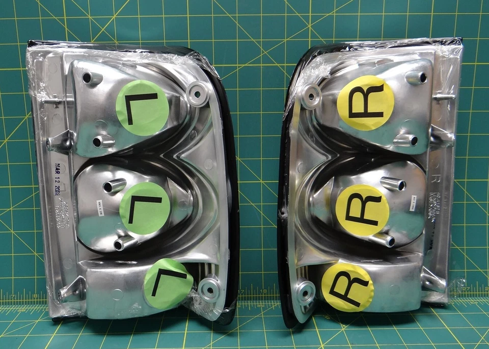 Lente trasera Euro APC 404131TLR Ford Ranger (1993-2000) Foto 4 de 4