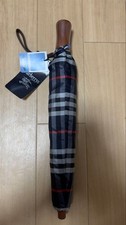 Brand new and unused Burberrys Nova Check folding umbrella Navy