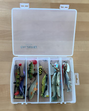 Kunstköderbox, Gummifische, Spinner, 11-teilig, inkl. Box, Angeln